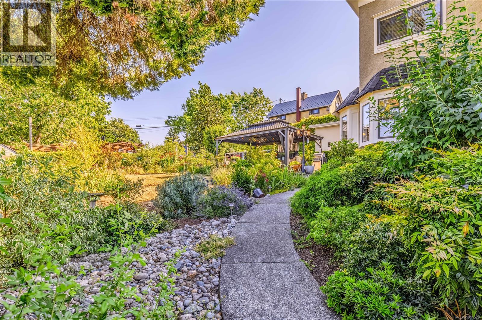 377 Milton St, Nanaimo, British Columbia  V9R 2K8 - Photo 67 - 1014529