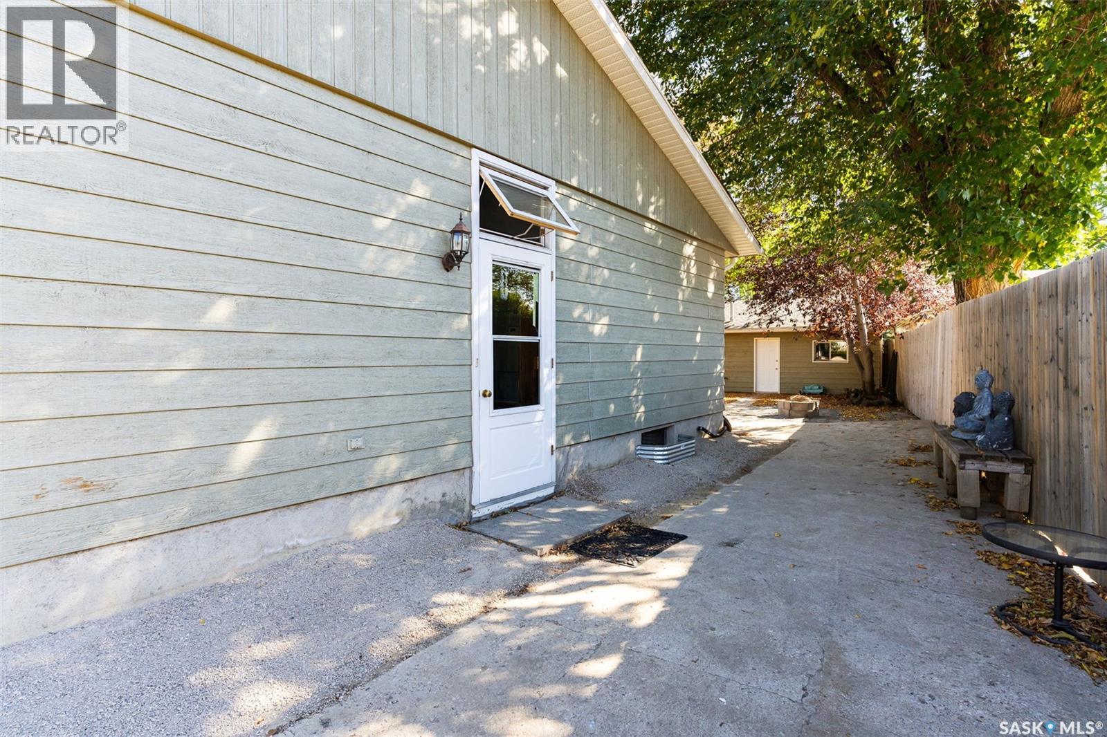 49 Mccormick Crescent, Regina, Saskatchewan  S4T 6J9 - Photo 26 - SK019355