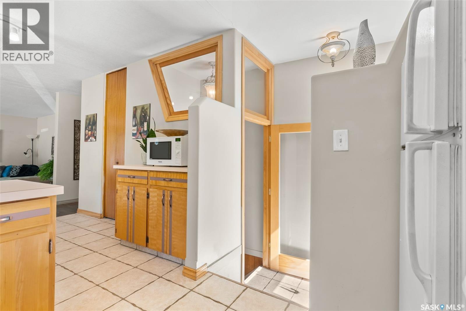 49 Mccormick Crescent, Regina, Saskatchewan  S4T 6J9 - Photo 8 - SK019355