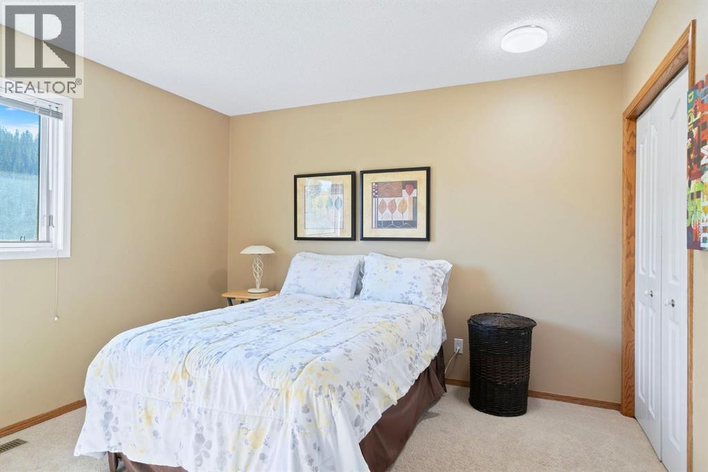 112 Riverview Circle, Cochrane, Alberta  T4C 1K5 - Photo 27 - A2258426