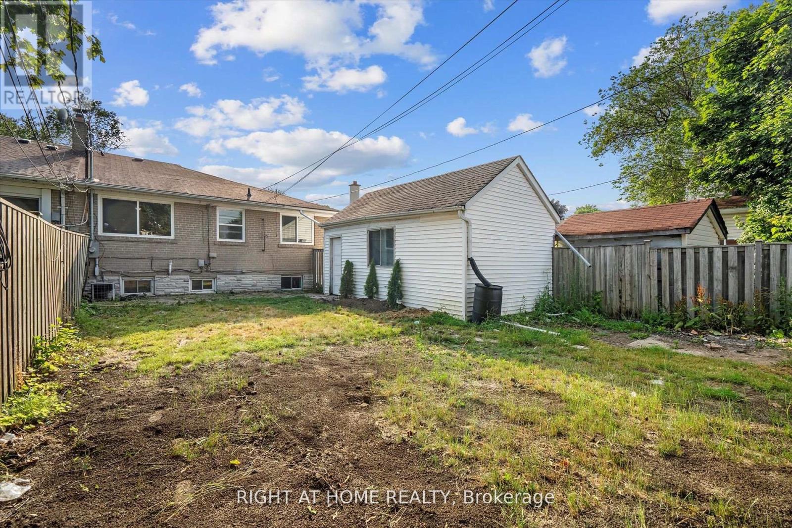 7 Tulloch Drive, Ajax, Ontario  L1S 2S3 - Photo 29 - E12428420