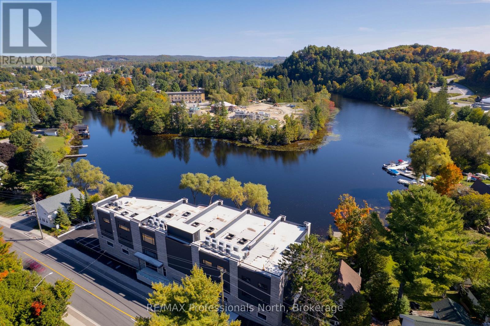 204 - 32 Brunel Road, Huntsville, Ontario  P1H 1P5 - Photo 2 - X12428334