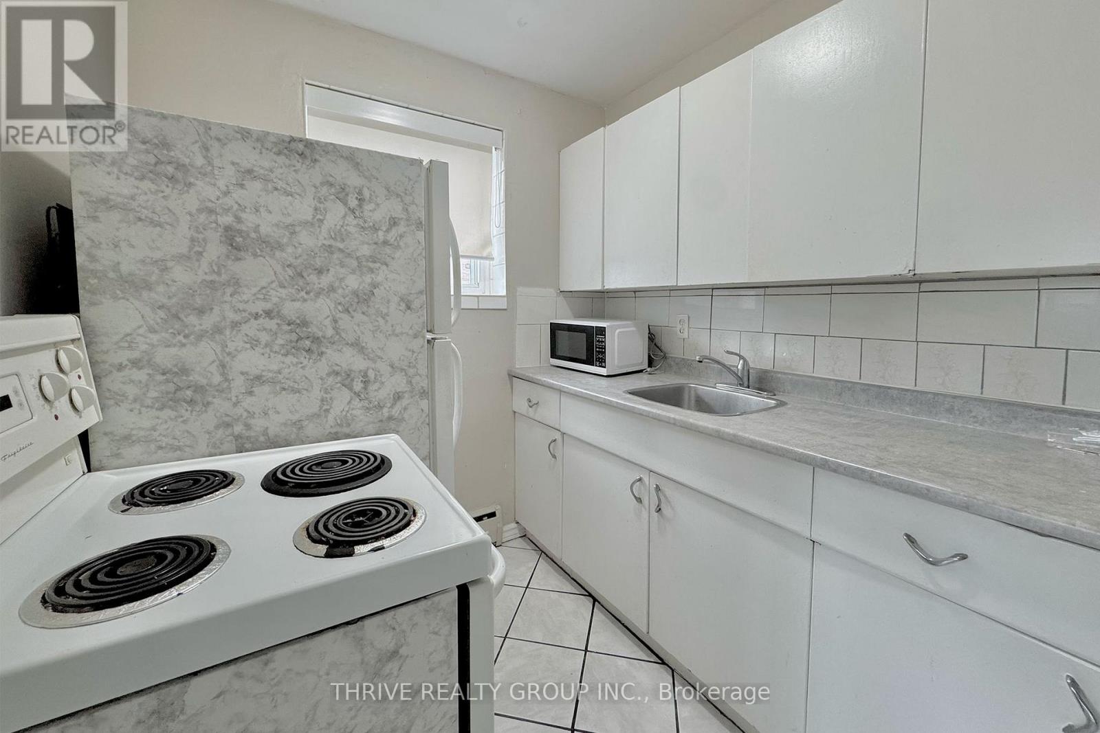 1 - 153 Godfrey Drive, London East, Ontario  N5V 2E8 - Photo 7 - X12428380