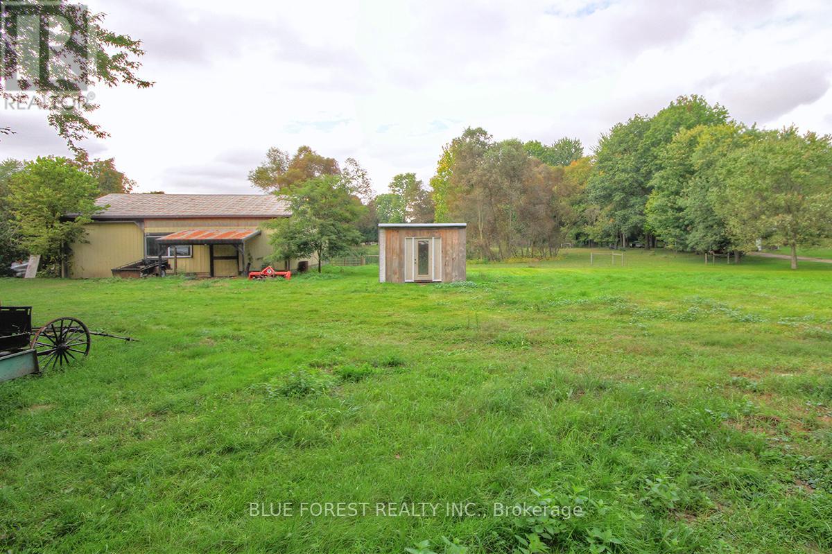 612 Trillium Drive, Southwest Middlesex, Ontario  N0L 1Z0 - Photo 20 - X12428425