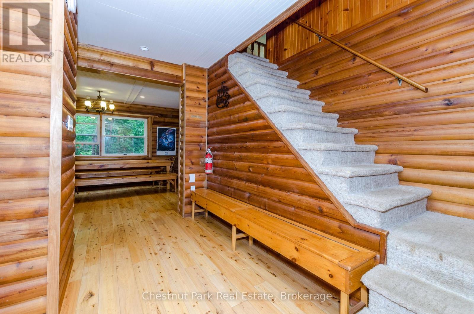 125 Kimberley Court, Grey Highlands, Ontario  N0C 1G0 - Photo 15 - X12428400