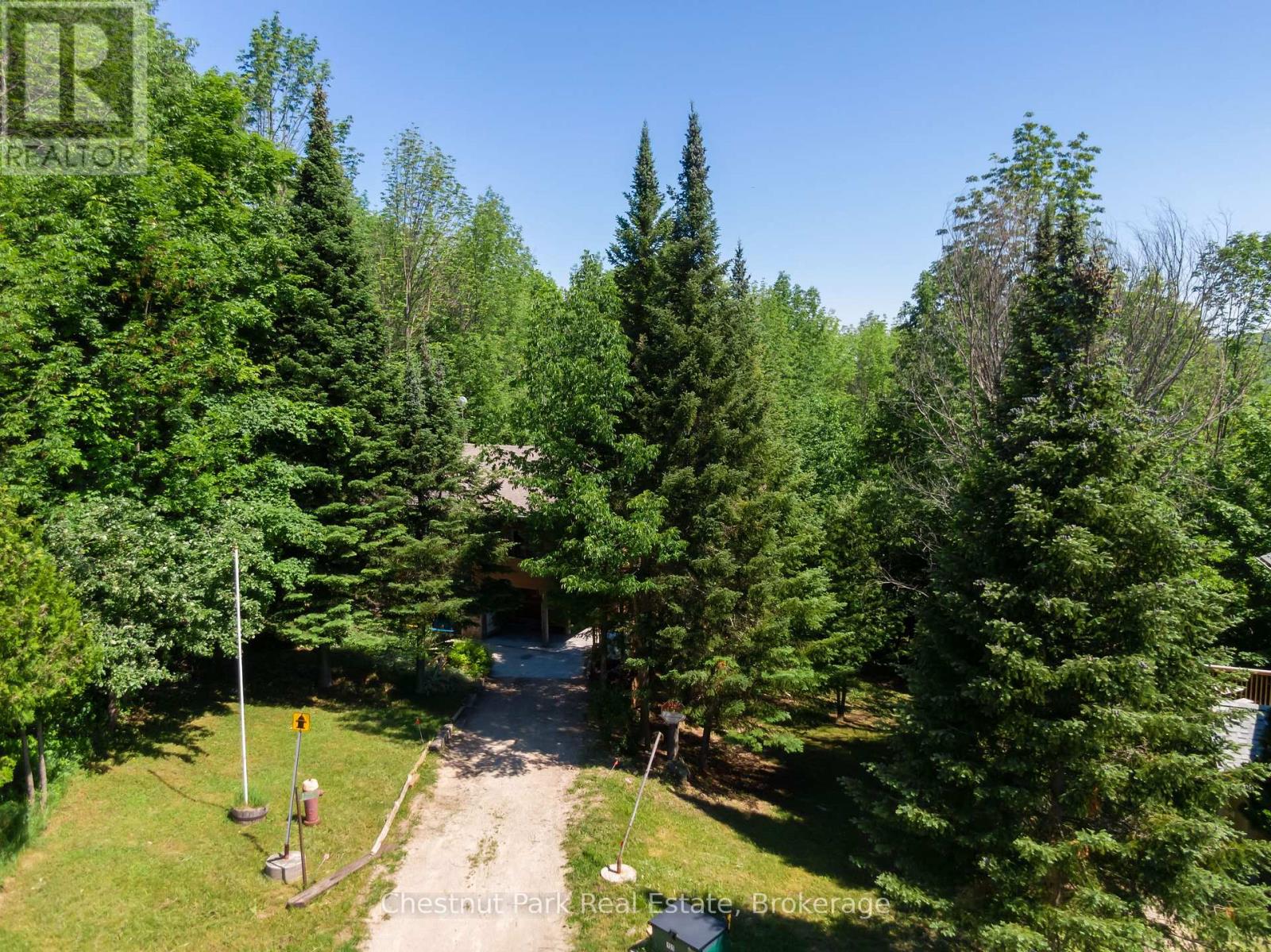 125 Kimberley Court, Grey Highlands, Ontario  N0C 1G0 - Photo 3 - X12428400