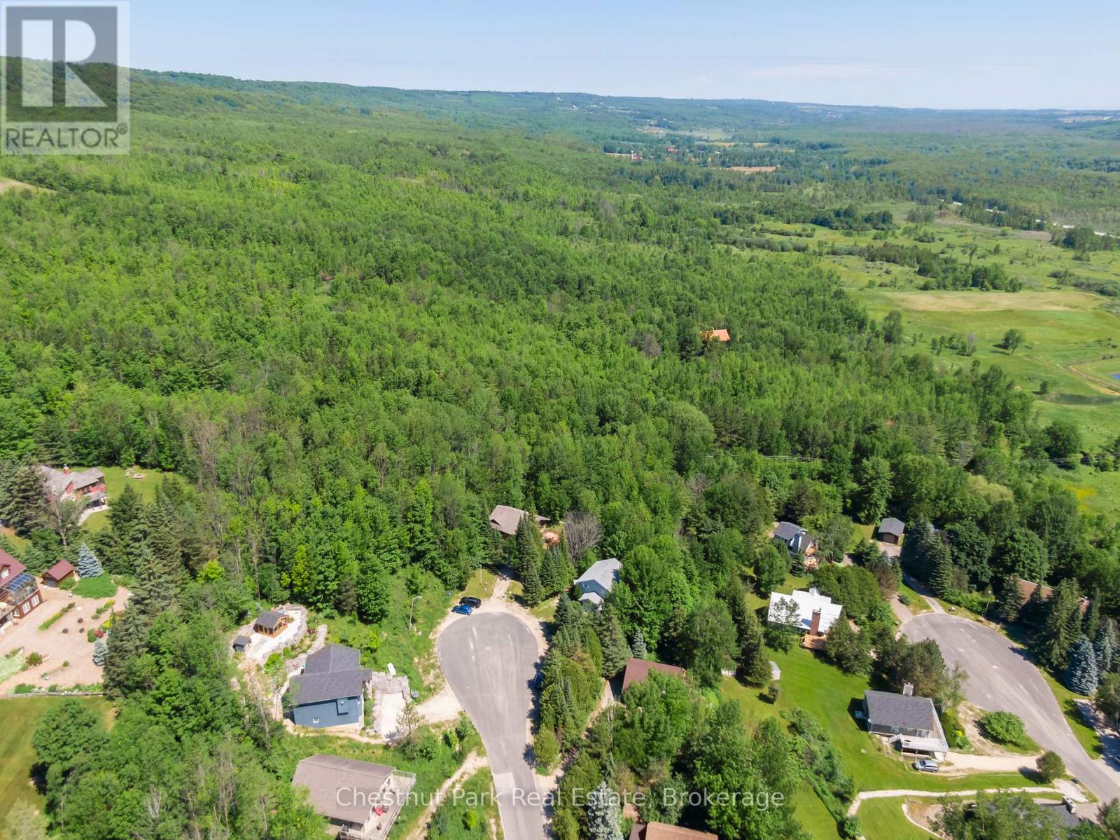 125 Kimberley Court, Grey Highlands, Ontario  N0C 1G0 - Photo 40 - X12428400