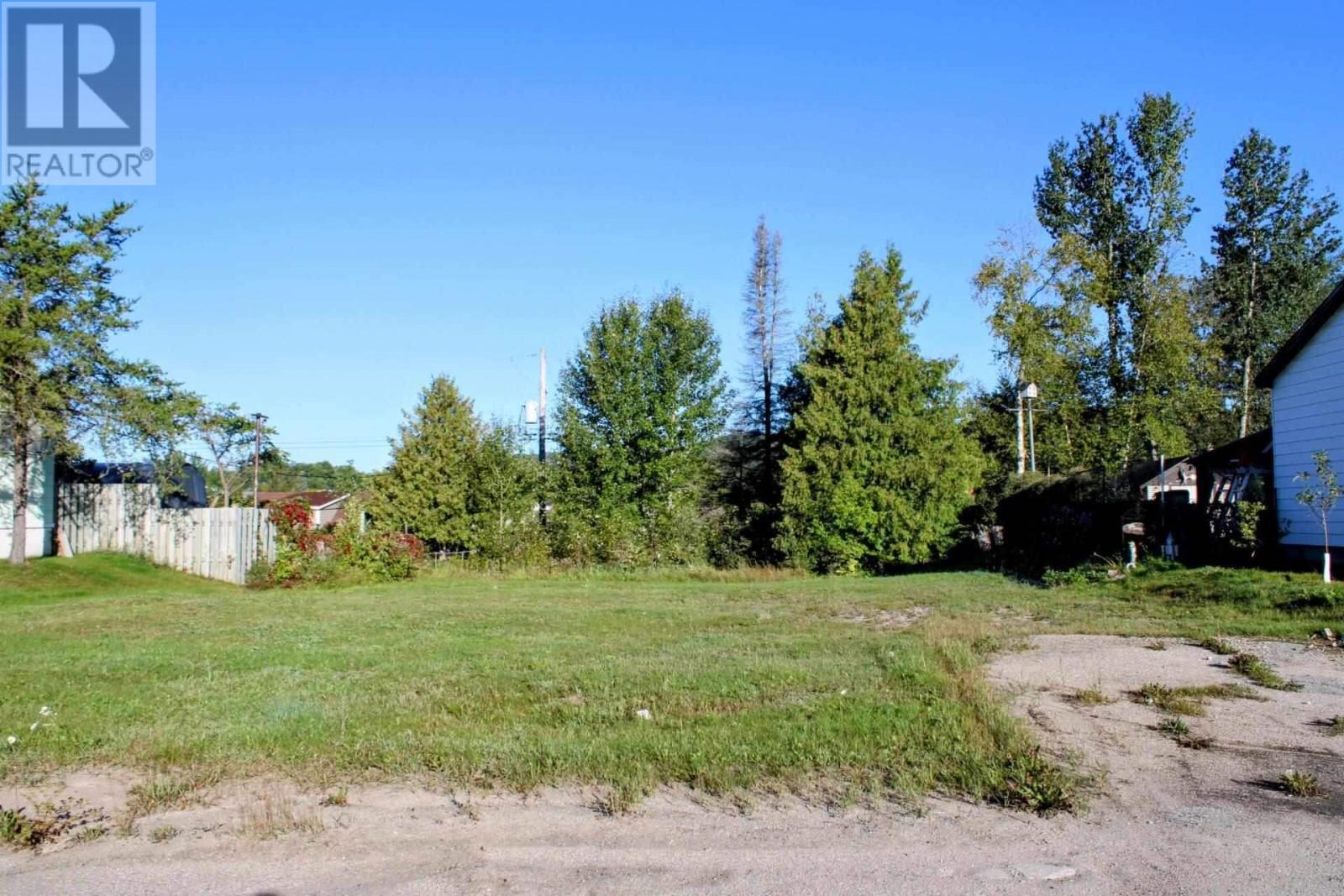 7 Manitou Rd, Manitouwadge, Ontario  P0T 2C0 - Photo 1 - TB251873