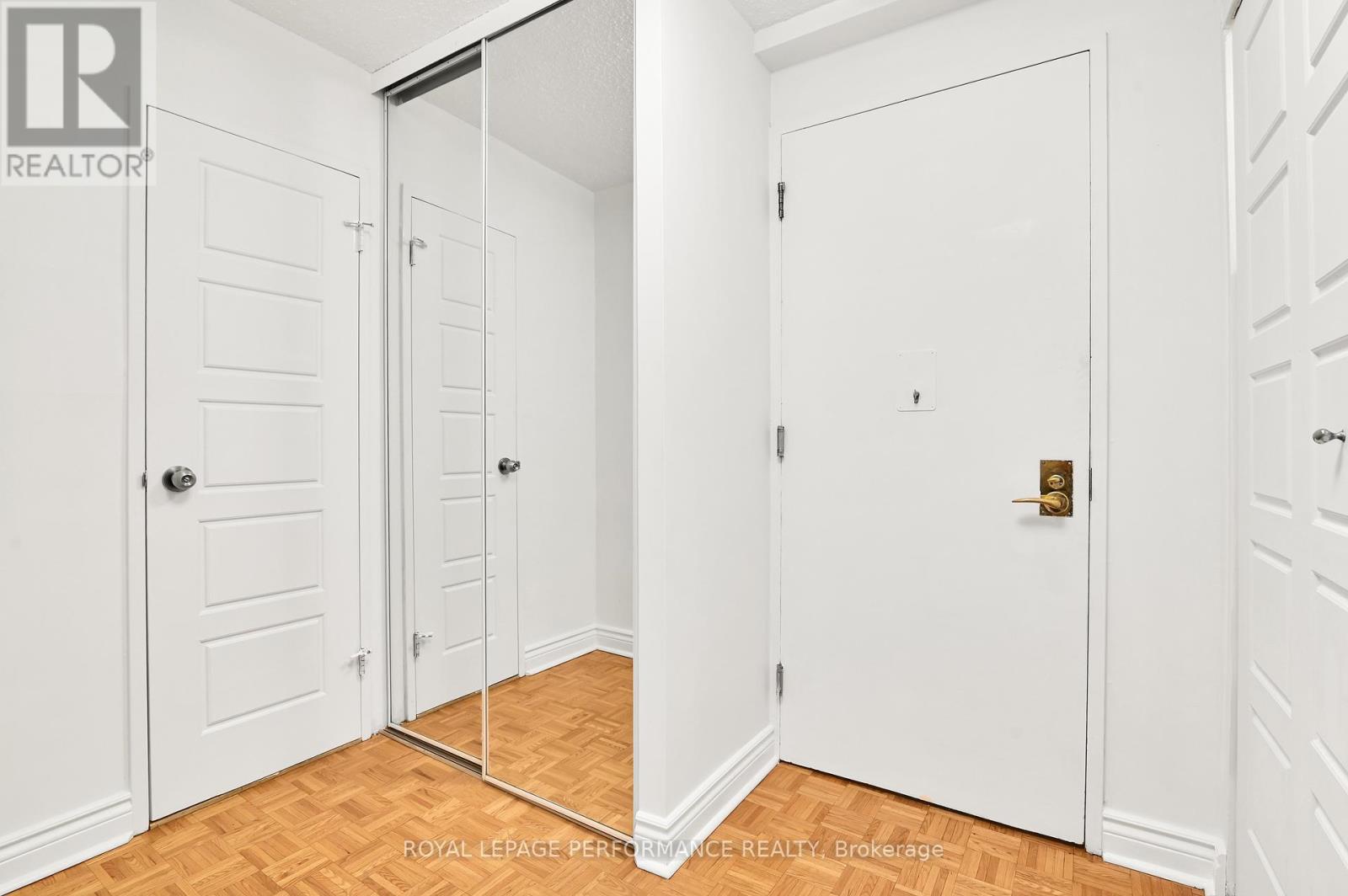 344 - 515 St Laurent Boulevard, Ottawa, Ontario  K1K 3X5 - Photo 6 - X12428358