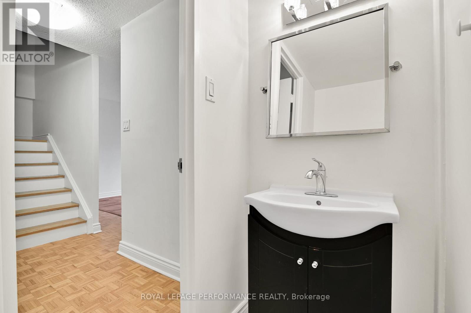 344 - 515 St Laurent Boulevard, Ottawa, Ontario  K1K 3X5 - Photo 8 - X12428358