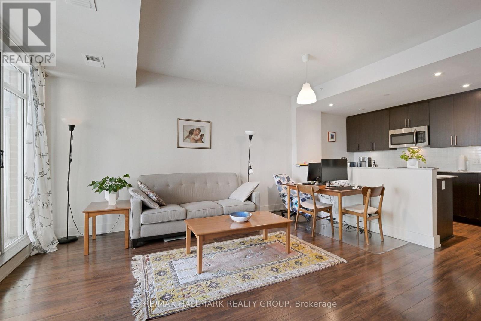 706 - 100 Champagne Avenue S, Ottawa, Ontario  K1S 4P4 - Photo 5 - X12428379