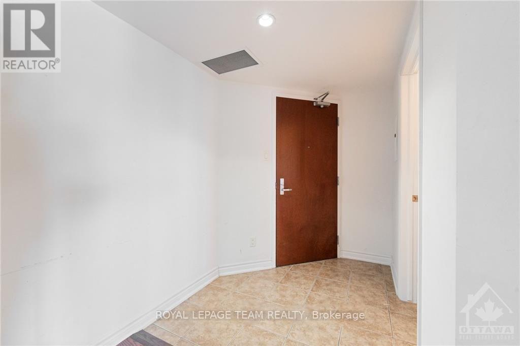 401 - 234 Rideau Street, Ottawa, Ontario  K1N 0A9 - Photo 7 - X12428409