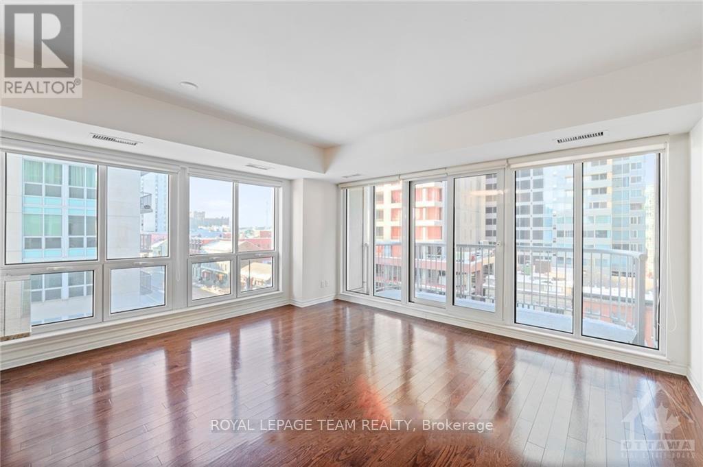 401 - 234 Rideau Street, Ottawa, Ontario  K1N 0A9 - Photo 9 - X12428409