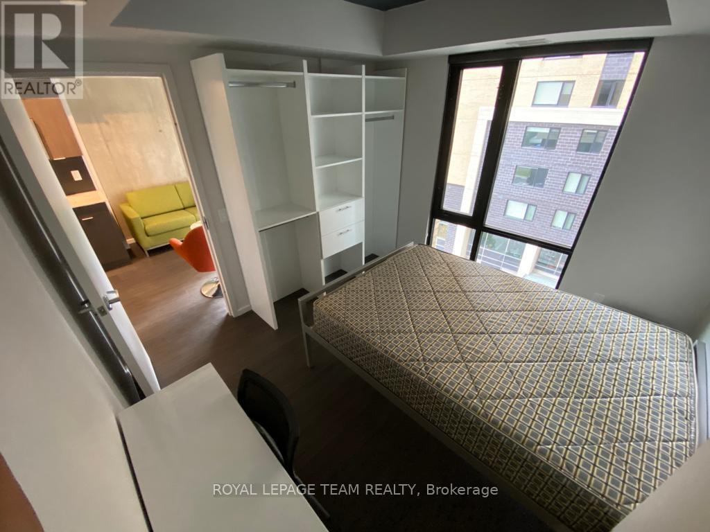703 - 105 Champagne Avenue S, Ottawa, Ontario  K1S 5E5 - Photo 6 - X12428418