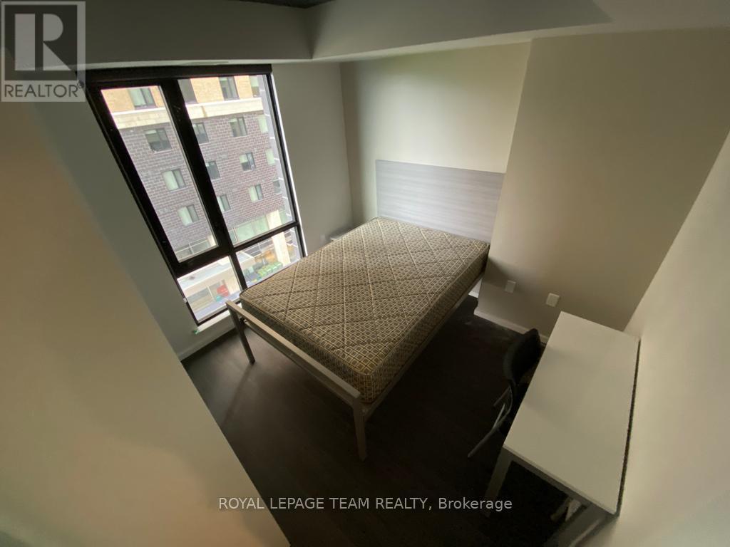 703 - 105 Champagne Avenue S, Ottawa, Ontario  K1S 5E5 - Photo 7 - X12428418