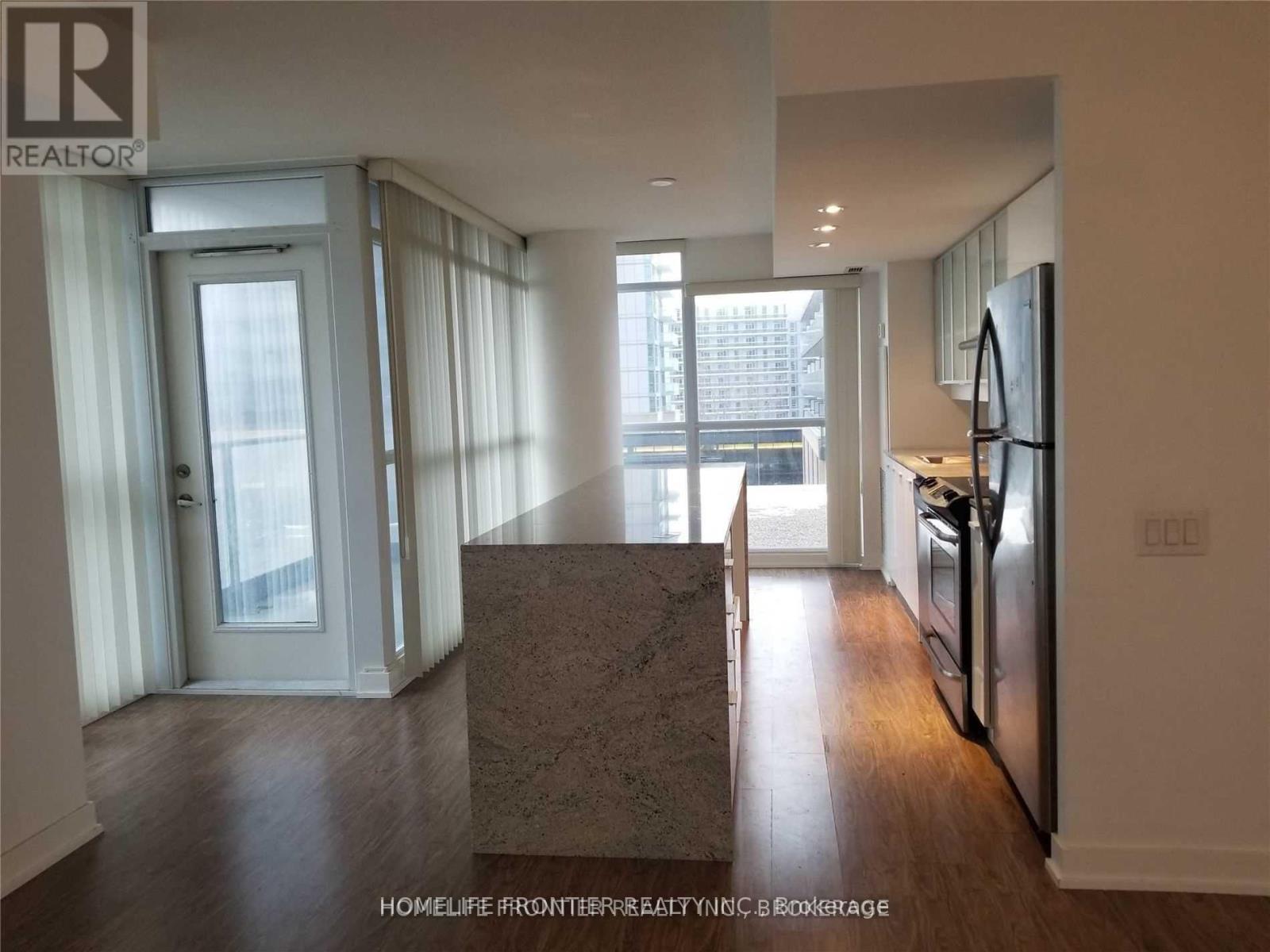 721 - 19 Singer Court, Toronto, Ontario  M2K 0B2 - Photo 3 - C12428192