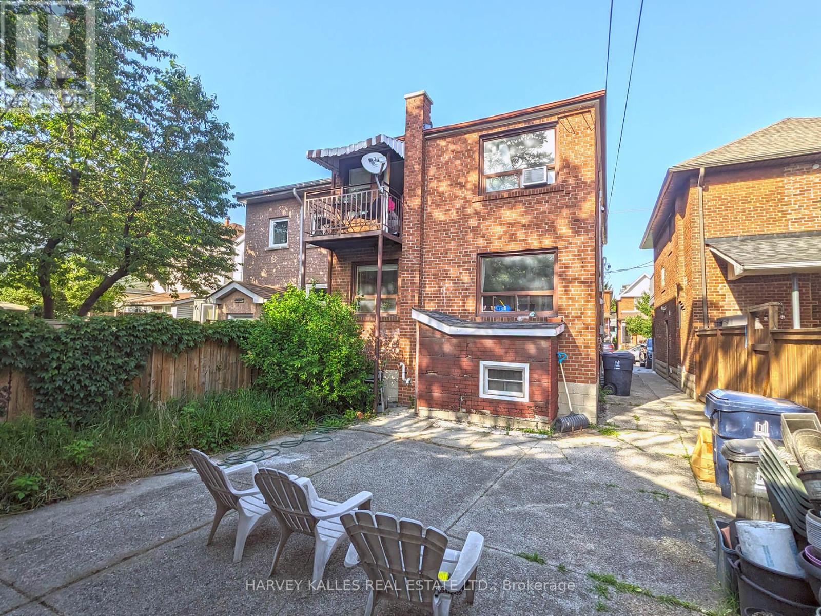 Lower - 242 Robina Avenue, Toronto, Ontario  M6C 3Z1 - Photo 15 - C12428247