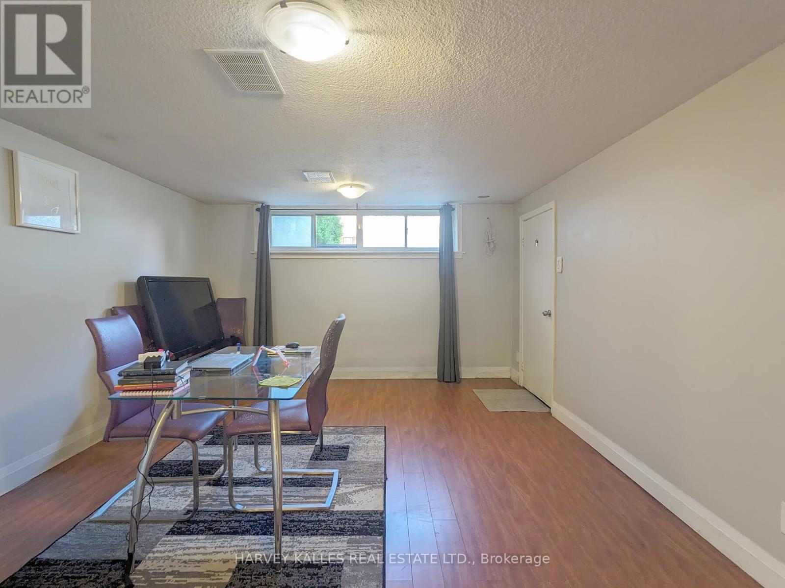 Lower - 242 Robina Avenue, Toronto, Ontario  M6C 3Z1 - Photo 2 - C12428247