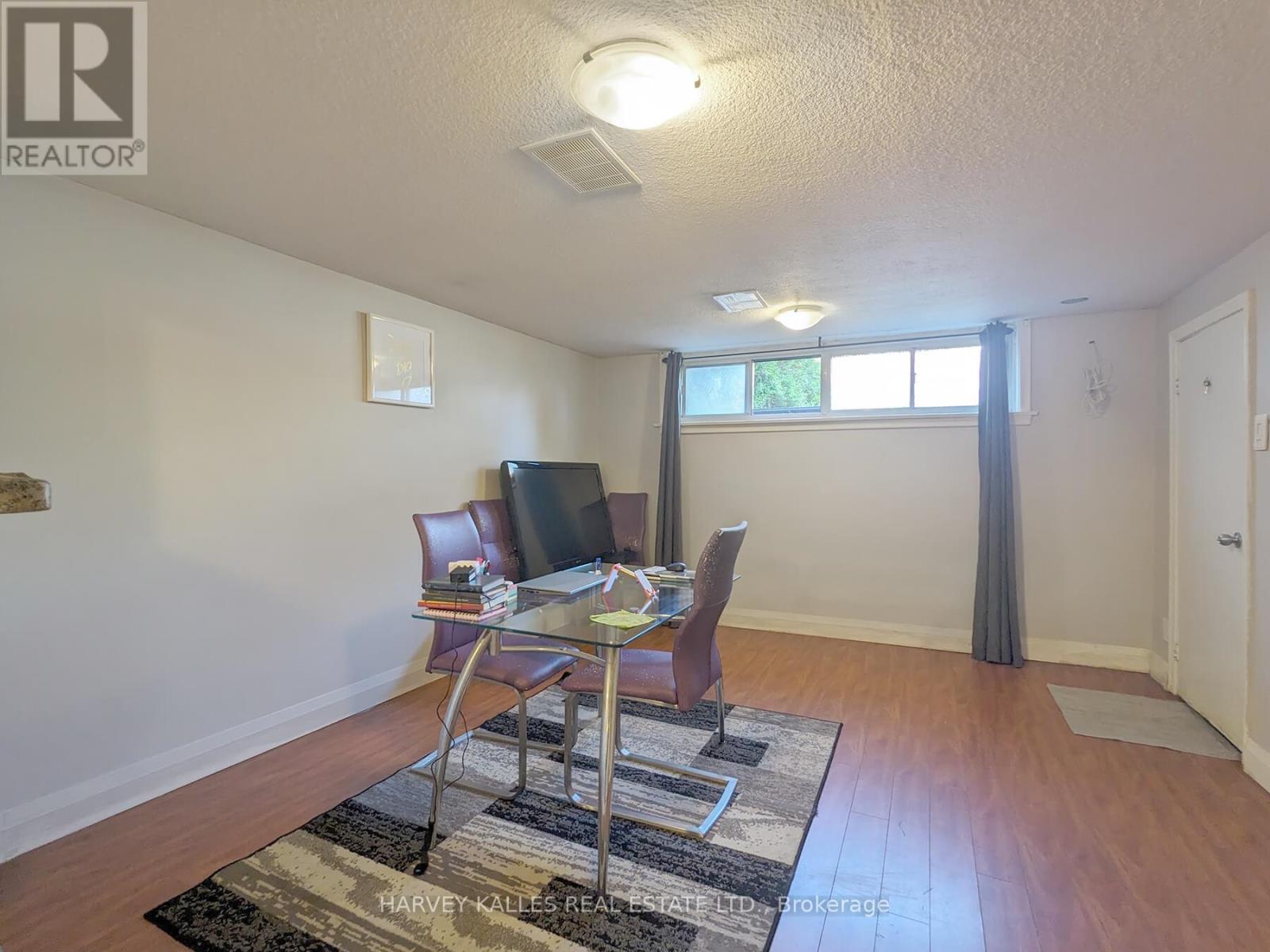 Lower - 242 Robina Avenue, Toronto, Ontario  M6C 3Z1 - Photo 3 - C12428247
