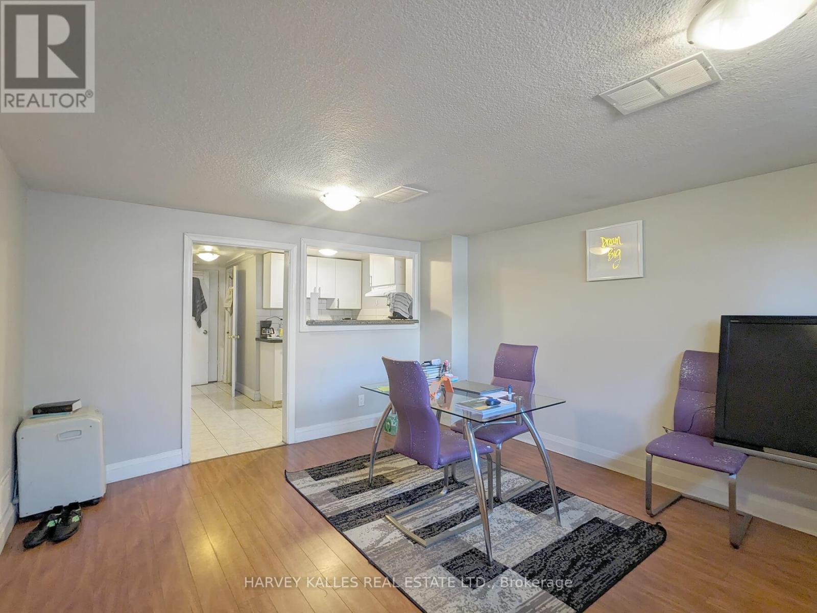 Lower - 242 Robina Avenue, Toronto, Ontario  M6C 3Z1 - Photo 4 - C12428247
