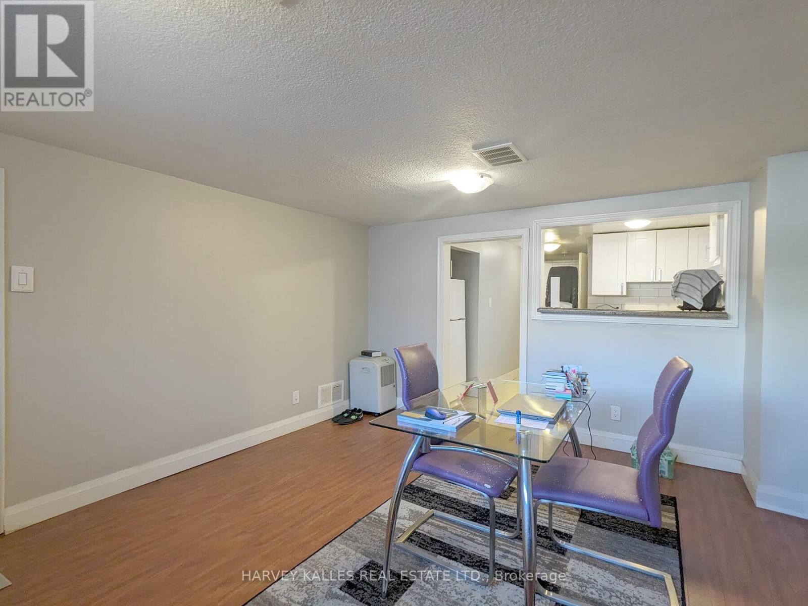 Lower - 242 Robina Avenue, Toronto, Ontario  M6C 3Z1 - Photo 5 - C12428247