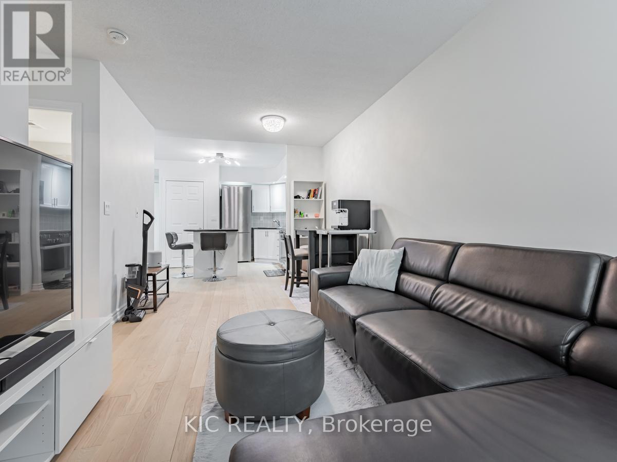 1727 - 250 Wellington Street W, Toronto, Ontario  M5V 3P6 - Photo 18 - C12428279