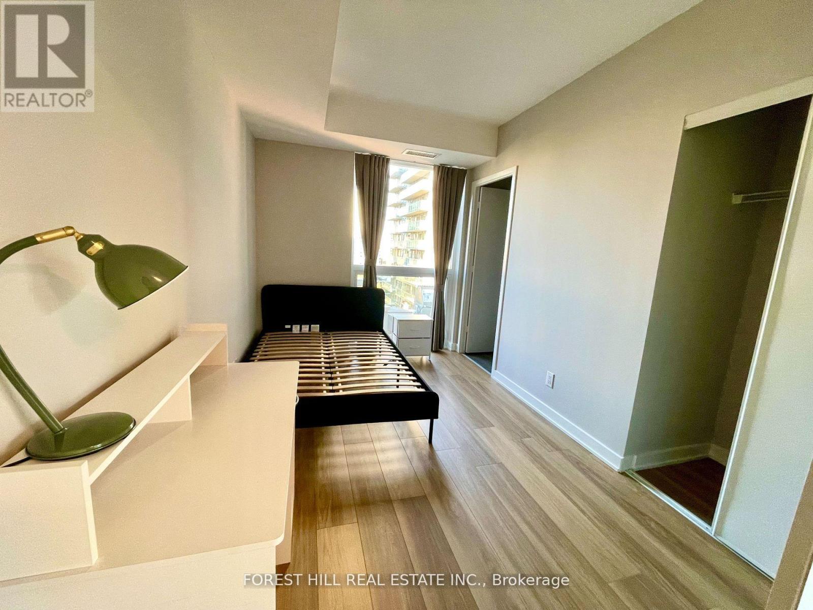908 - 17 Dundonald Street, Toronto, Ontario  M4Y 0E4 - Photo 11 - C12428321