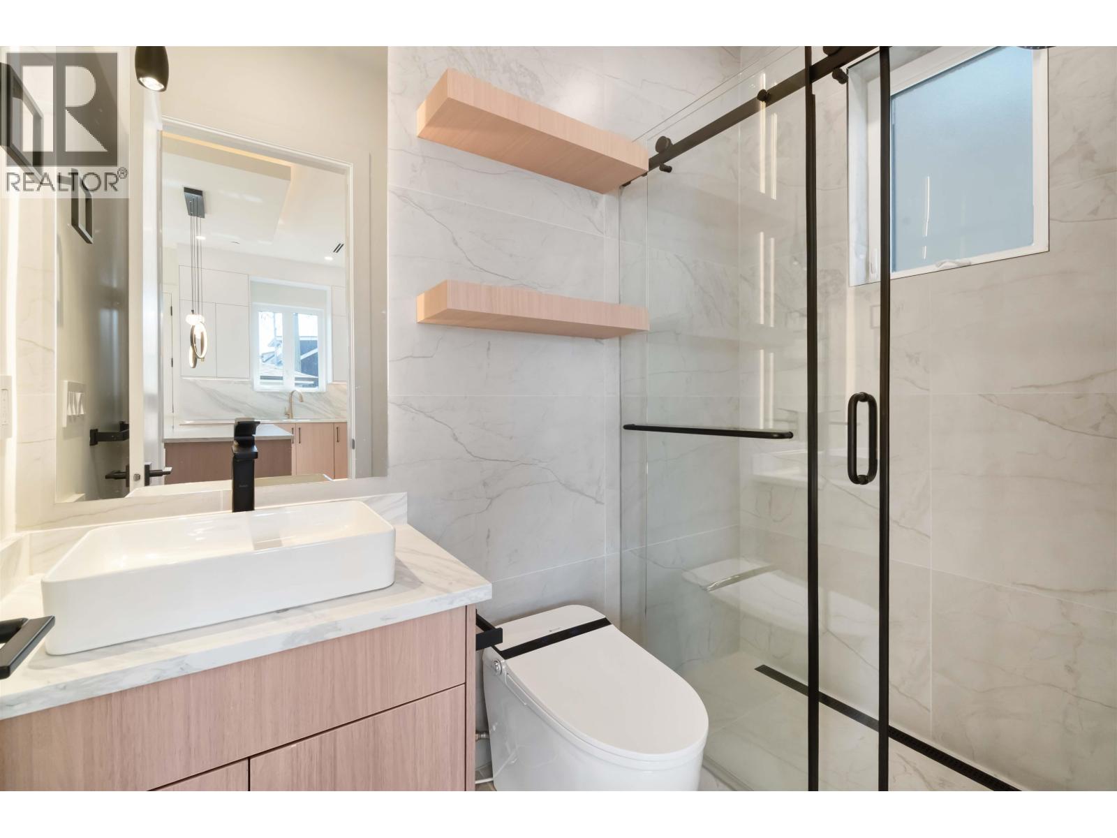 2 2658 Dundas Street, Vancouver, British Columbia  V5K 1P9 - Photo 20 - R3052561