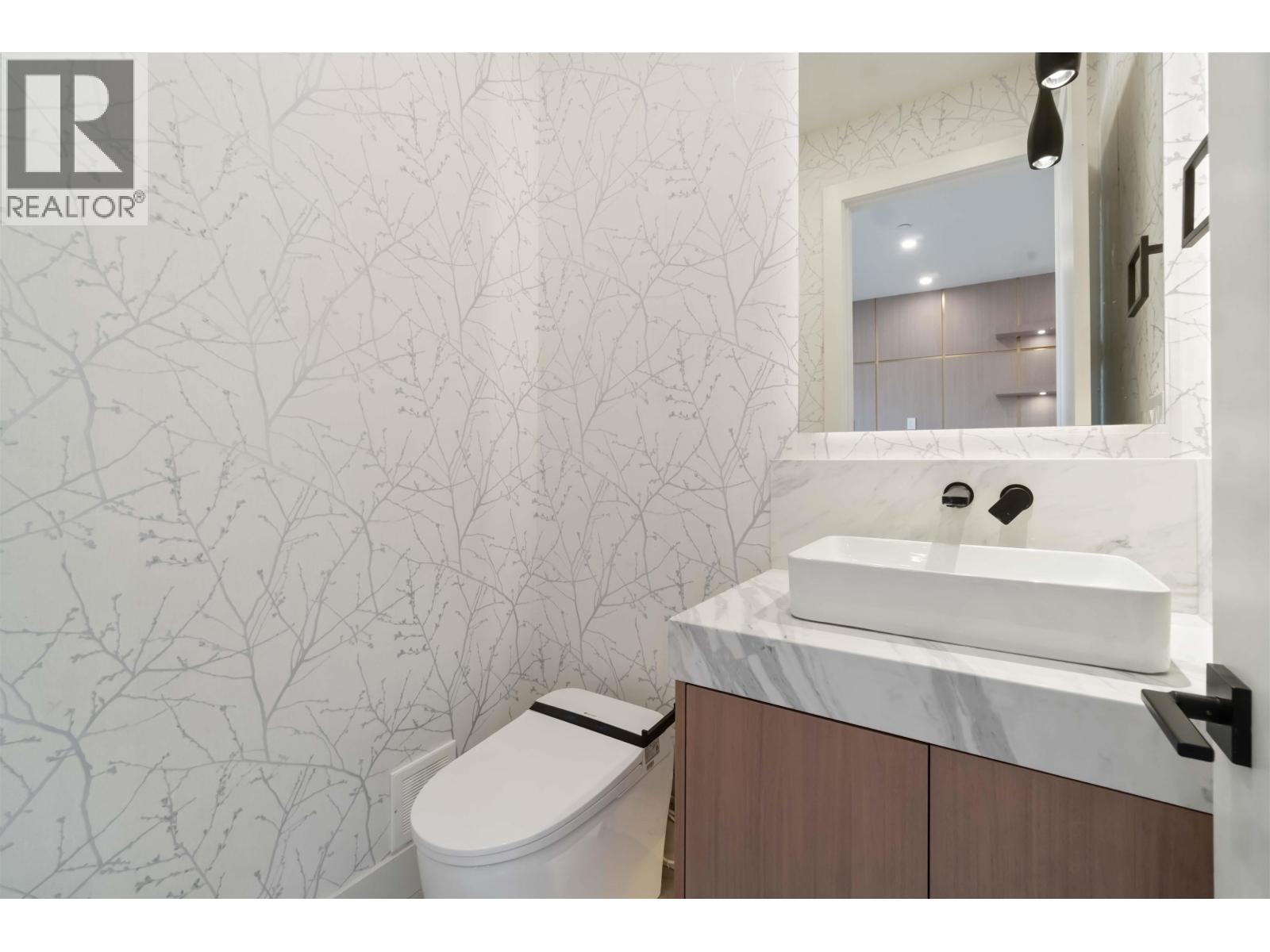 2 2658 Dundas Street, Vancouver, British Columbia  V5K 1P9 - Photo 21 - R3052561