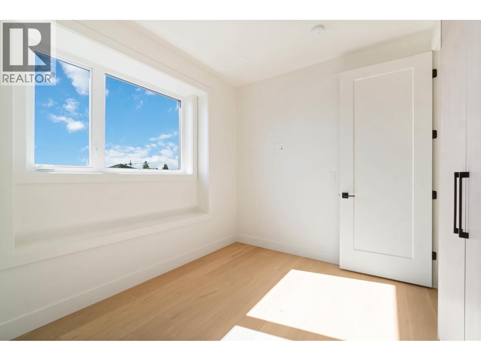 2 2658 Dundas Street, Vancouver, British Columbia  V5K 1P9 - Photo 28 - R3052561