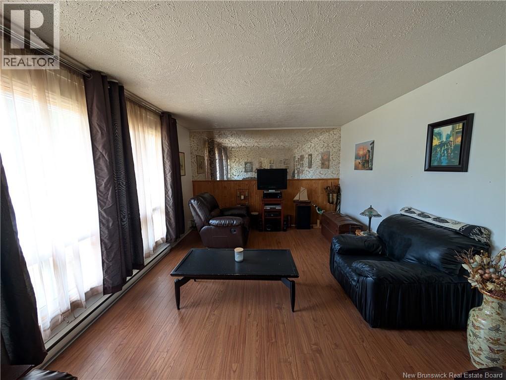 1515 Alexander, Bathurst, New Brunswick  E2A 3R3 - Photo 11 - NB127460