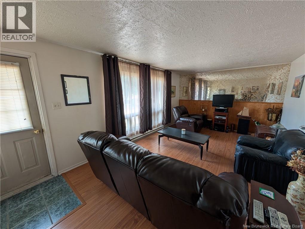 1515 Alexander, Bathurst, New Brunswick  E2A 3R3 - Photo 12 - NB127460