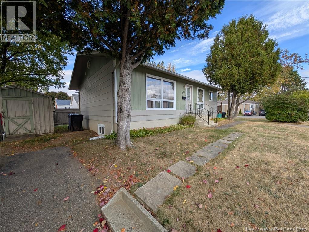 1515 Alexander, Bathurst, New Brunswick  E2A 3R3 - Photo 3 - NB127460