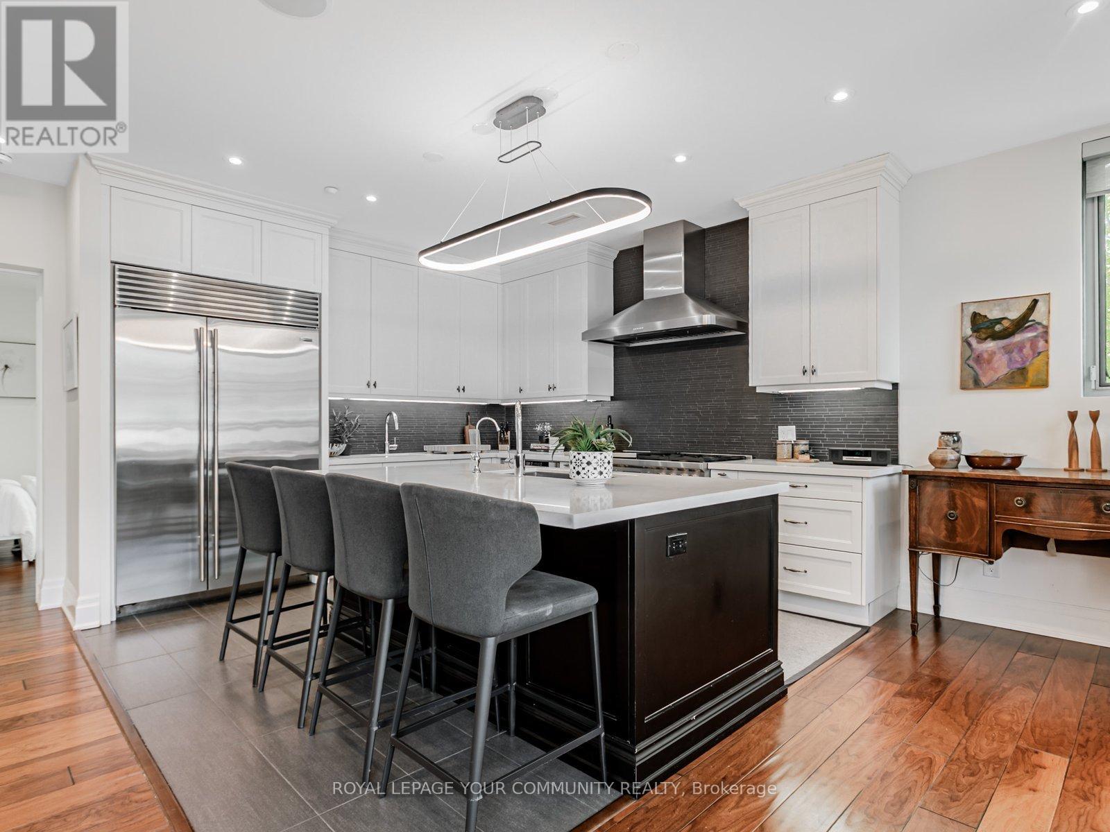 206 - 1 Rainsford Road, Toronto, Ontario  M4L 3N5 - Photo 10 - E12428180
