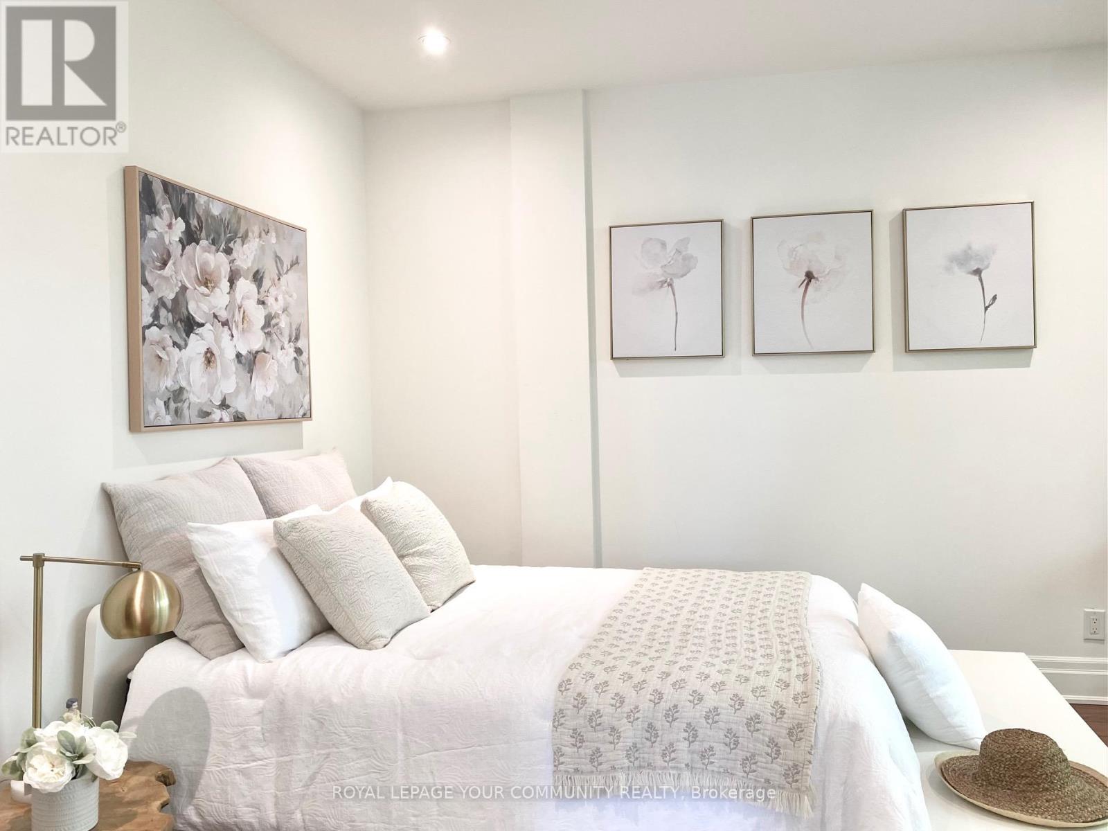 206 - 1 Rainsford Road, Toronto, Ontario  M4L 3N5 - Photo 13 - E12428180