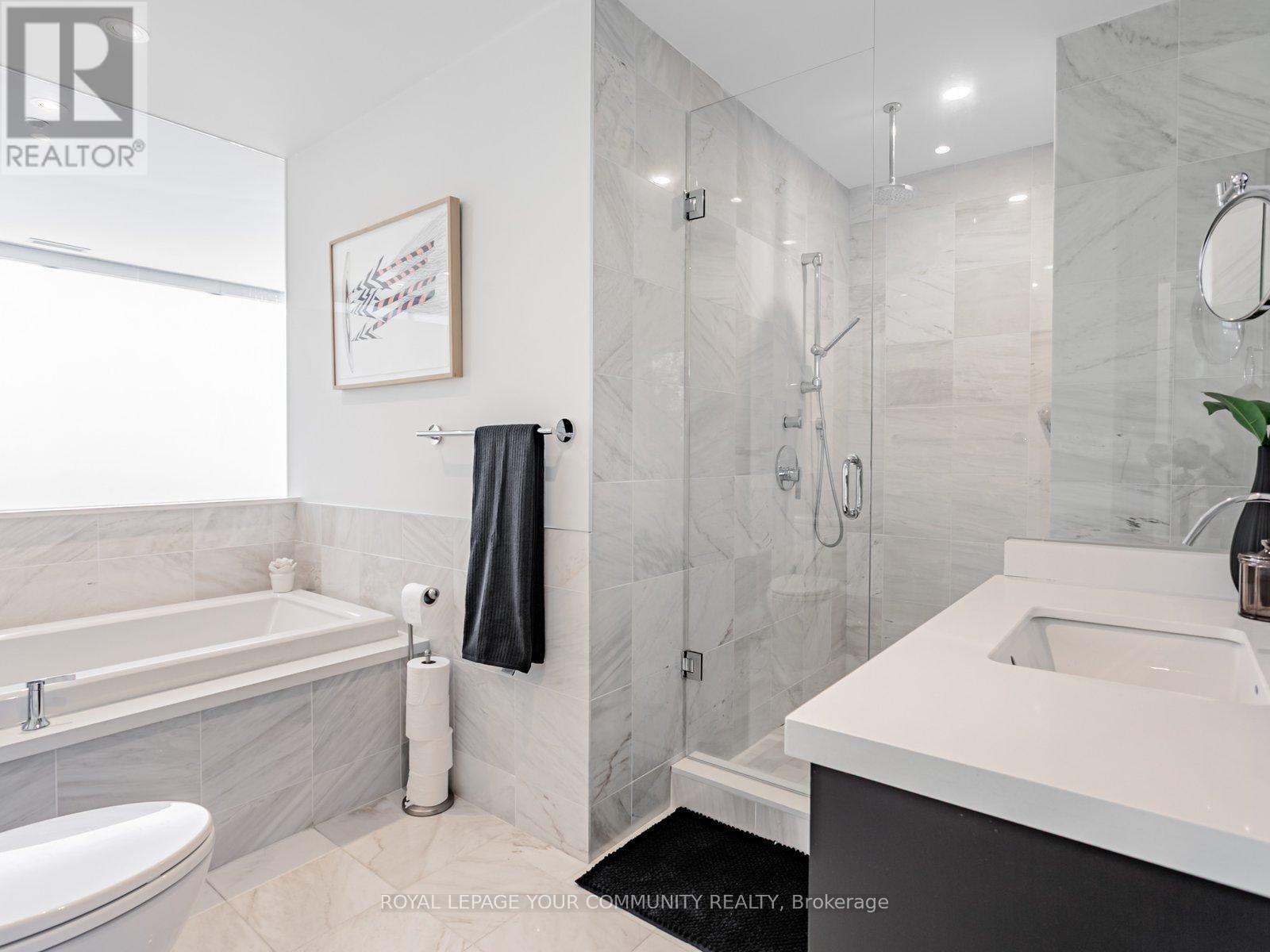 206 - 1 Rainsford Road, Toronto, Ontario  M4L 3N5 - Photo 22 - E12428180