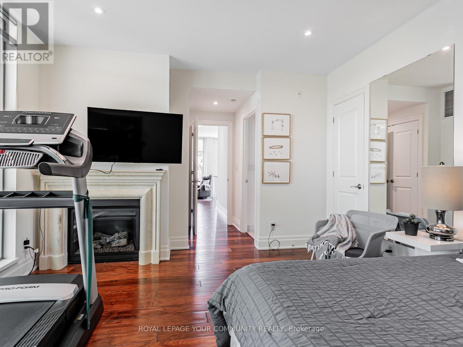 206 - 1 Rainsford Road, Toronto, Ontario  M4L 3N5 - Photo 23 - E12428180