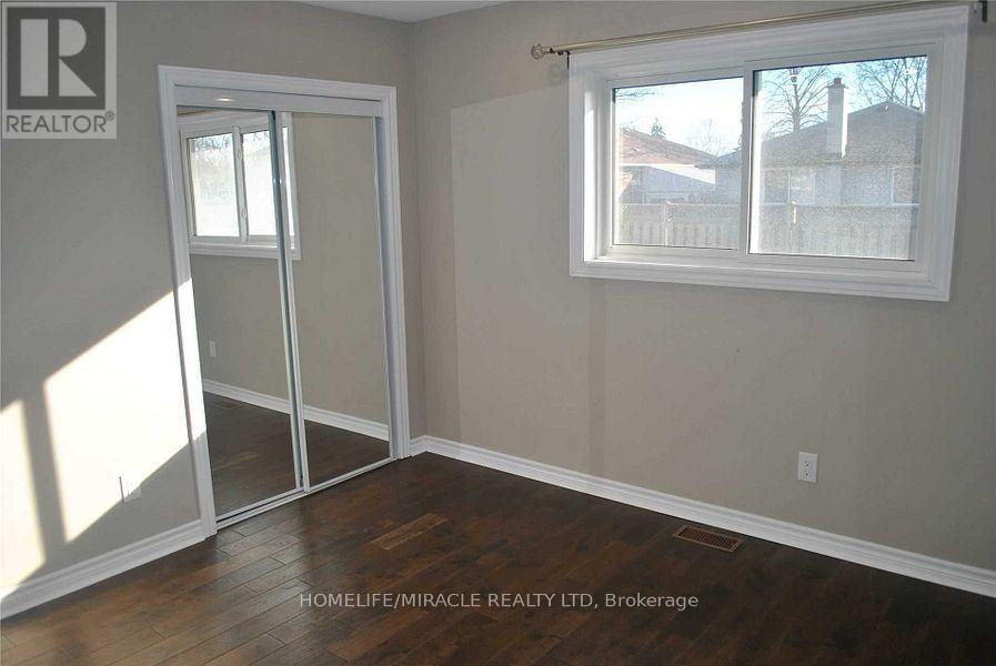 57 Iroquois Avenue, Oshawa, Ontario  L1G 3X2 - Photo 10 - E12428207