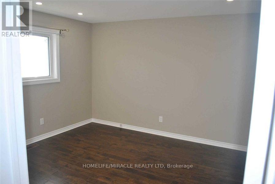 57 Iroquois Avenue, Oshawa, Ontario  L1G 3X2 - Photo 9 - E12428207