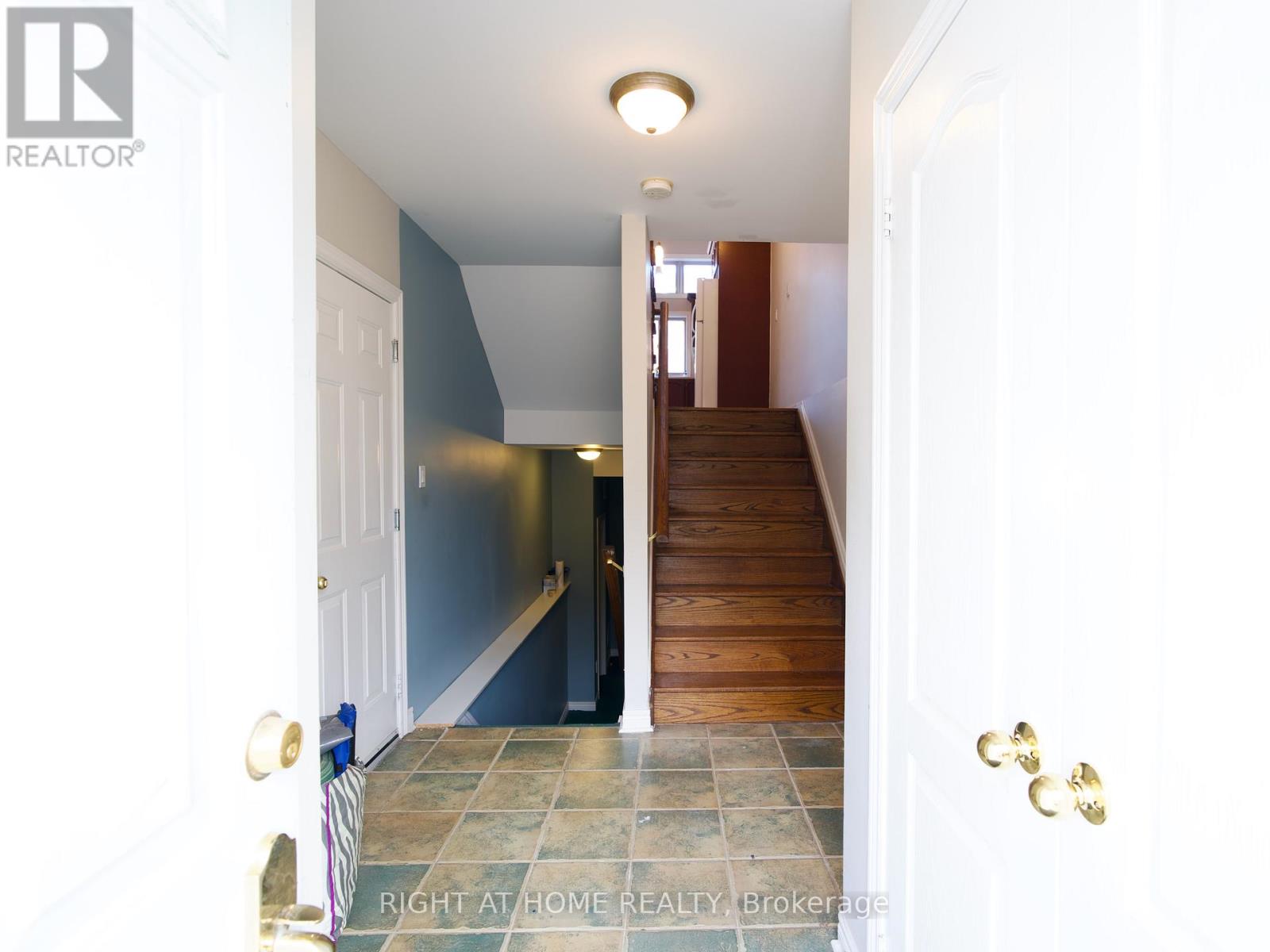 7 - 70 Guildwood Parkway, Toronto, Ontario  M1E 1N8 - Photo 2 - E12428215