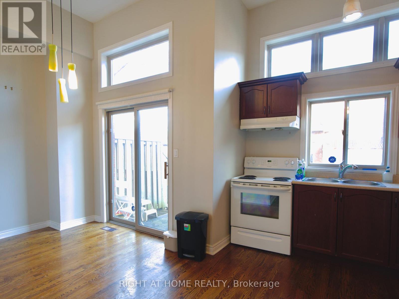 7 - 70 Guildwood Parkway, Toronto, Ontario  M1E 1N8 - Photo 6 - E12428215