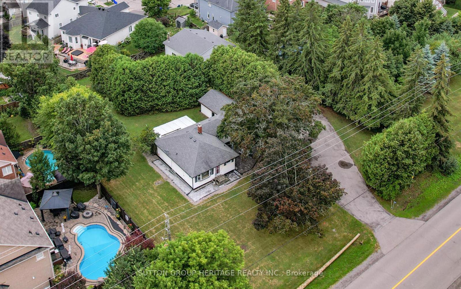 405 Columbus Road W, Whitby, Ontario  L1M 1L3 - Photo 2 - E12428225