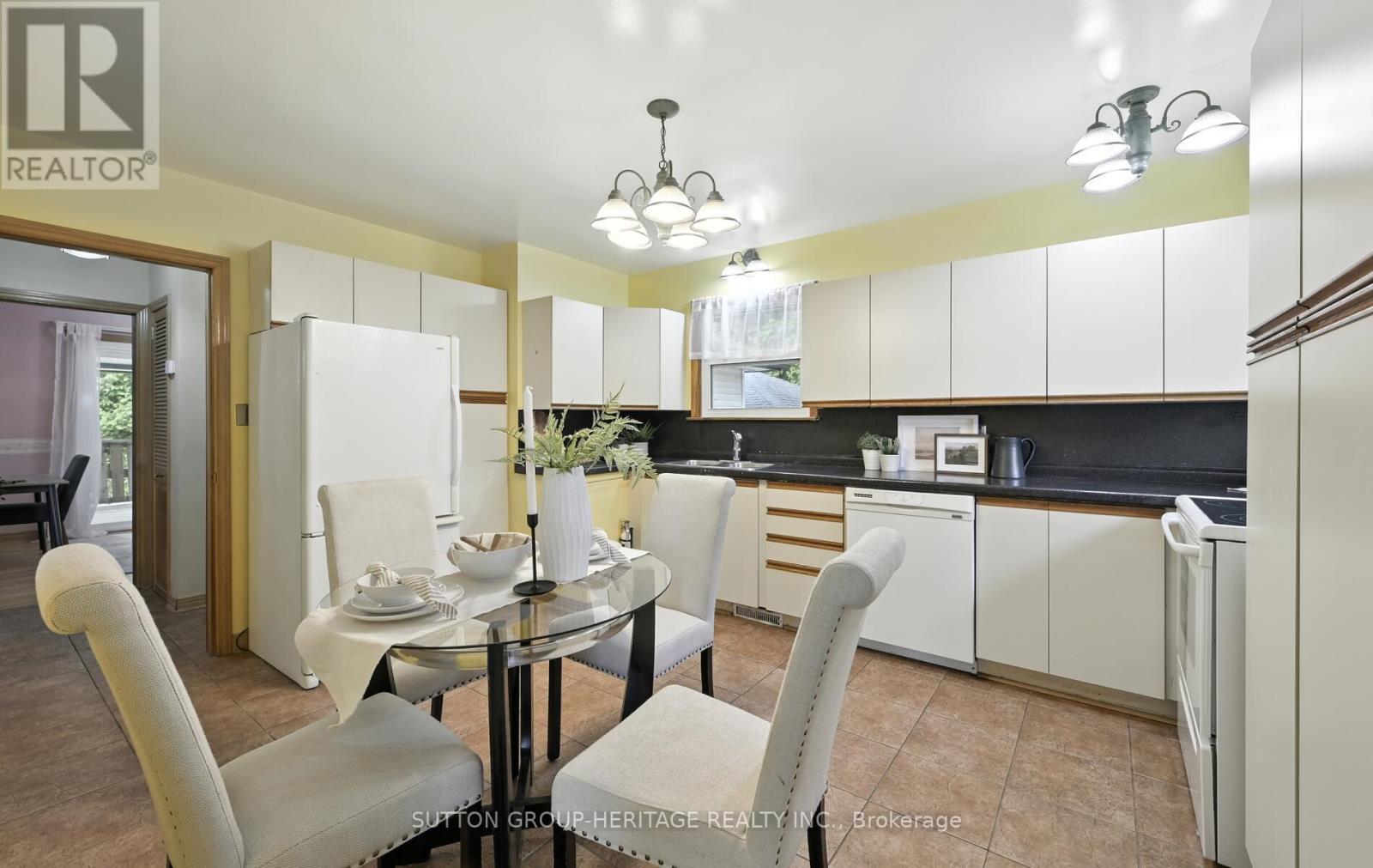 405 Columbus Road W, Whitby, Ontario  L1M 1L3 - Photo 7 - E12428225
