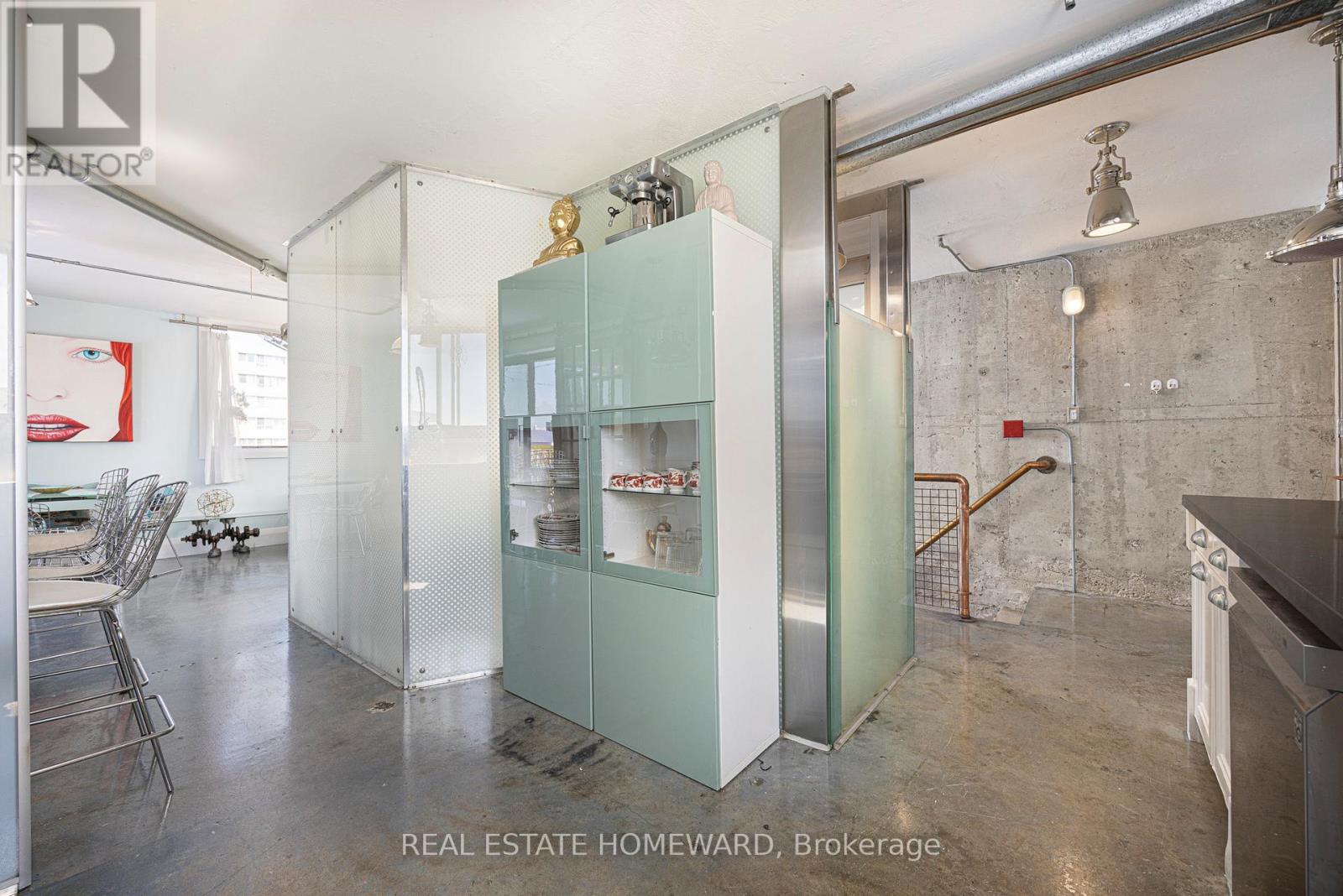 702 - 665 Kennedy Road, Toronto, Ontario  M1K 5E2 - Photo 6 - E12428226