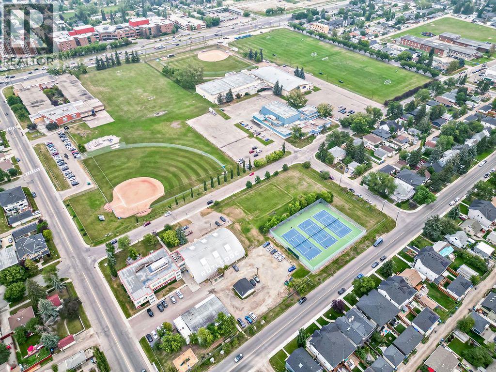 906 Rundle Crescent Ne, Calgary, Alberta  T2M 3B9 - Photo 22 - A2254834