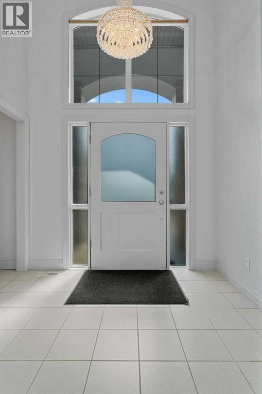 18 Aspen Ridge Way Sw, Calgary, Alberta  T3H 5M3 - Photo 4 - A2256479