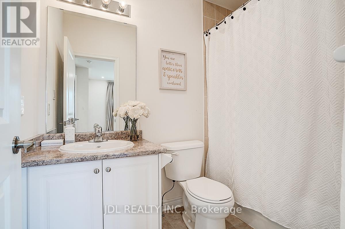 10 Caine Street, Richmond Hill, Ontario  L4S 0H2 - Photo 27 - N12428155