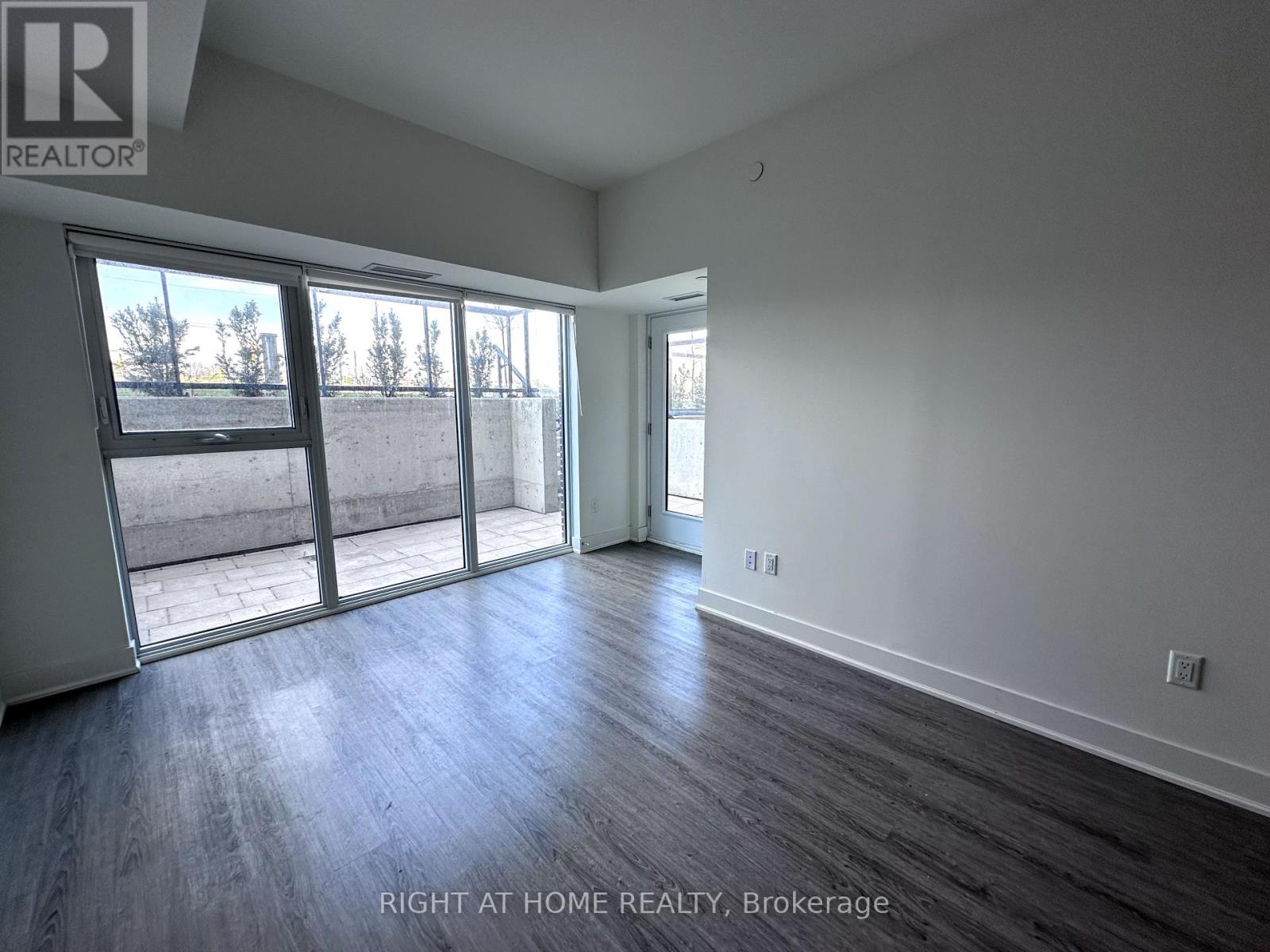 015 - 185 Deerfield Road, Newmarket, Ontario  L3Y 0G7 - Photo 9 - N12428162