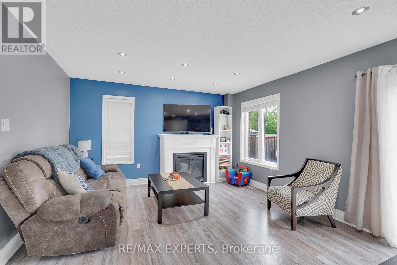43 Carter Street, Bradford West Gwillimbury, Ontario  L3Z 2A4 - Photo 11 - N12428168