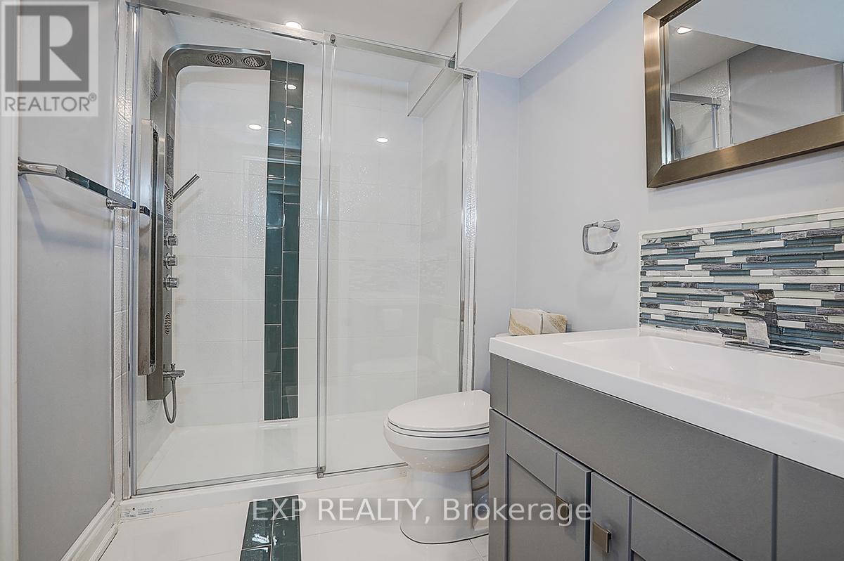 35 Luxton Avenue, Aurora, Ontario  L4G 7J8 - Photo 27 - N12428171